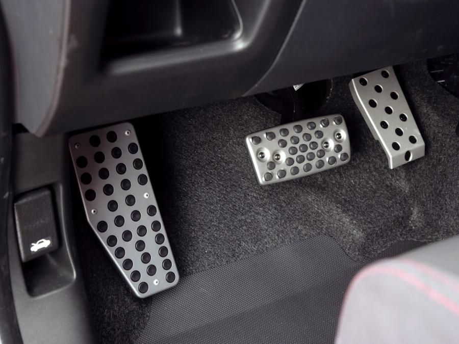  Honda Fit Sport Extreme Concept 2006 года  (фото 3 из 33)